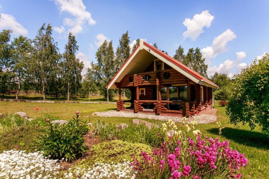 Resort By Nava Lake Aukštadvaris Kültér fotó