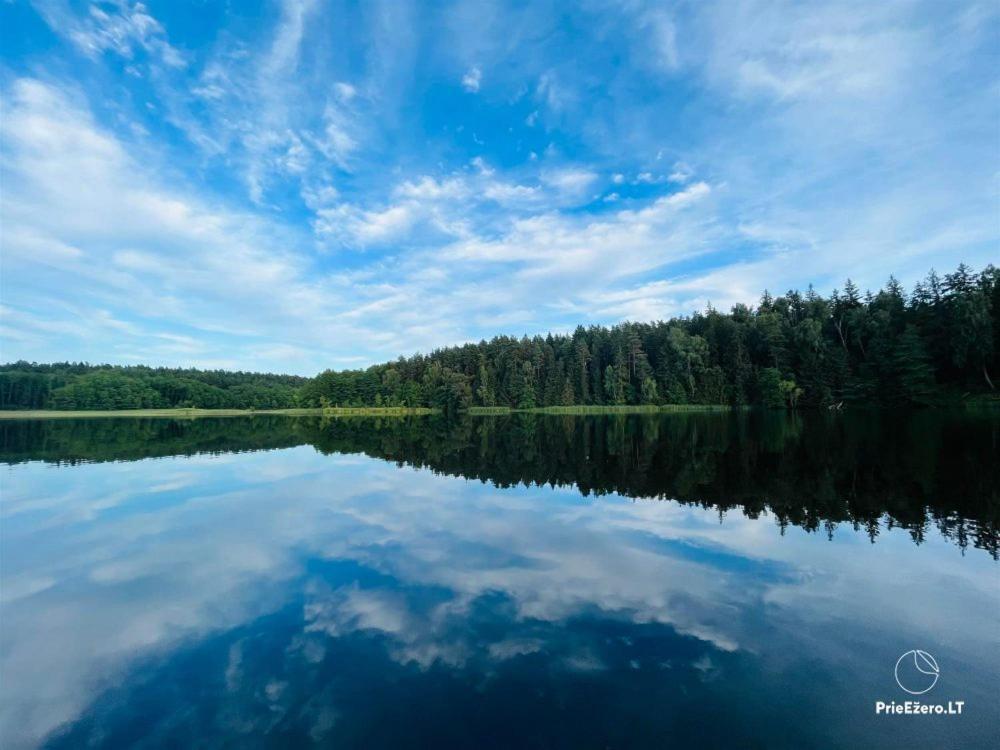 Resort By Nava Lake Aukštadvaris Kültér fotó