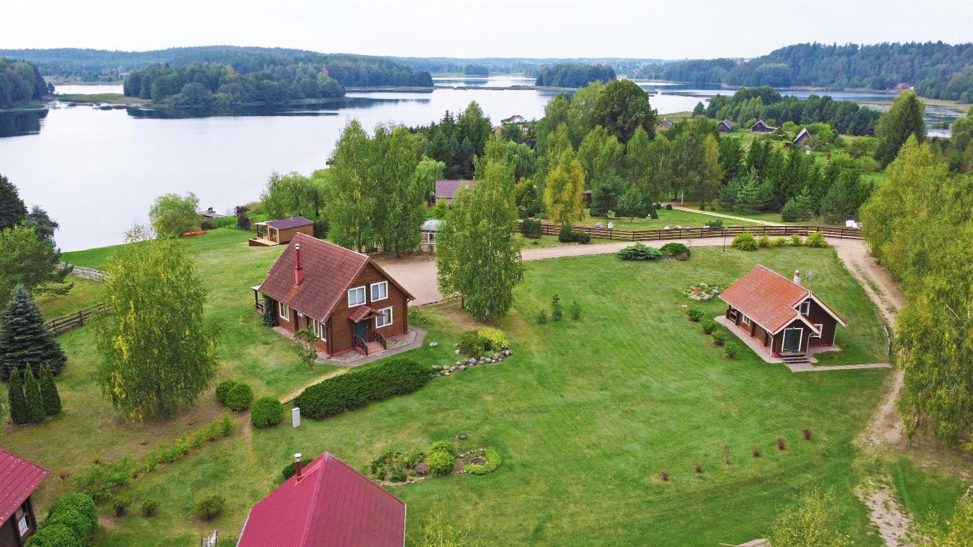 Resort By Nava Lake Aukštadvaris Kültér fotó